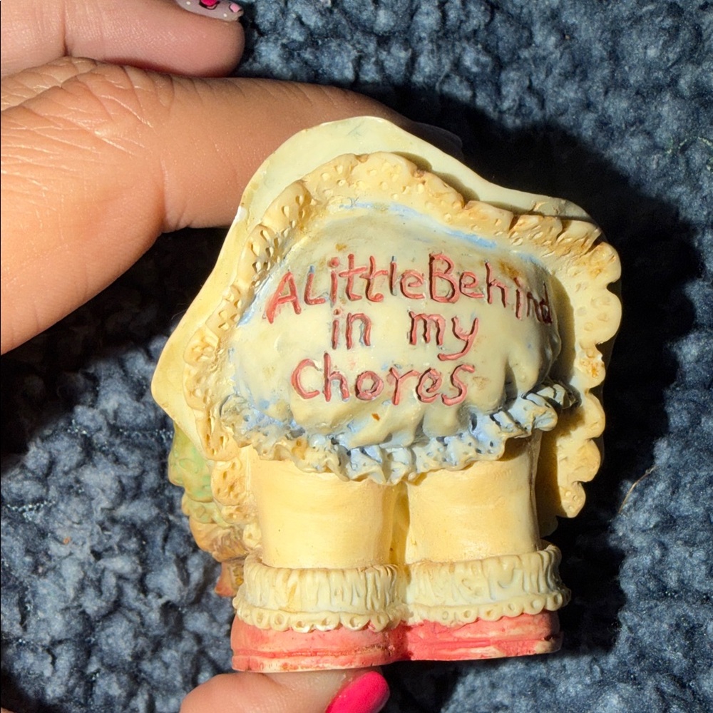 Retired Vintsge 90’s A Little Behind Series in my Chores by Enesco figurine girl